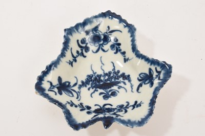 Lot 5030 - Worcester blue and white pickle, circa 1765