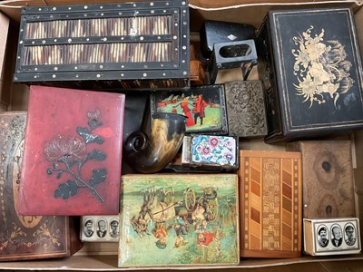 Lot 2931 - Group of antique boxes, including horn and tortoiseshell snuff boxes, porcupine quill, etc, together with a horn snuff mull