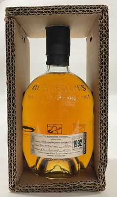 Lot 39 - The Glenrothes Single Speyside Malt, distilled in 1992, bottled in 2005, 43%., 700ml., in original card case