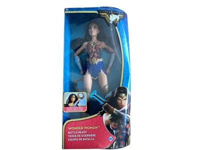 Lot 1825 - DC Comics Mattel (c2016) Wonder Woman Battle Ready 12" action figure, in window box ~ FDF35 (box graphics slightly damaged) (1)