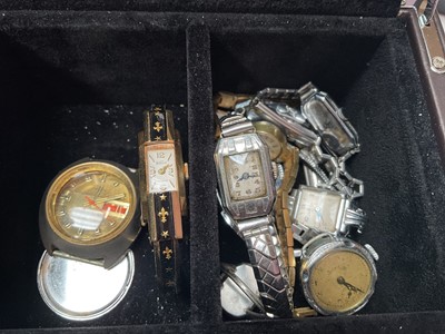 Lot 95 - Collection of vintage and later wristwatches, watch movements, straps and various parts, within a watch display box