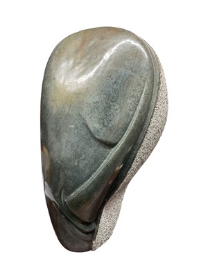 Lot 941 - Contemporary carved and polished Nigerian Shona school serpentine stone head sculpture