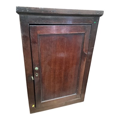 Lot 1333 - 18th century oak hanging corner cupboard