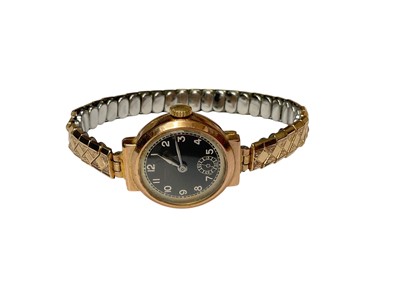 Lot 158 - Vintage Kendal & Dent 9ct gold cased wristwatch on expandable plated bracelet