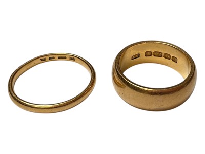 Lot 19 - Two 22ct gold wedding bands