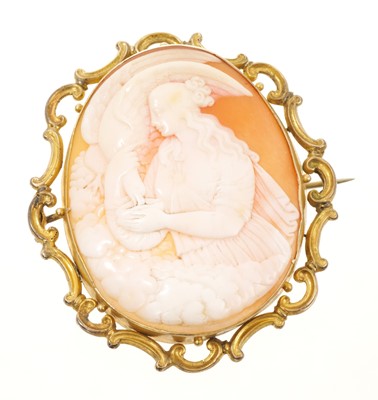 Lot 638 - 19th century Italian carved shell cameo depicting Hebe feeding Zeus in the form of an eagle, in a yellow metal mount