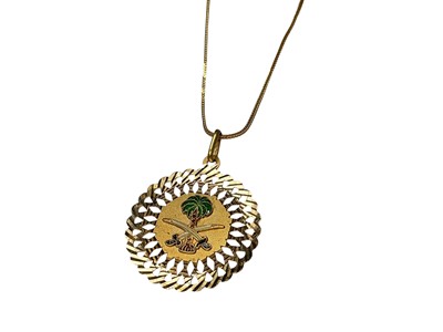 Lot 260 - Yellow metal Saudi Arabian enamelled pendant on chain, both stamped 750