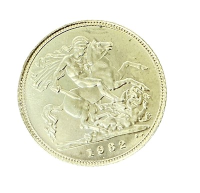 Lot 489 - G.B. - Gold Half Sovereign Elizabeth II 1982.