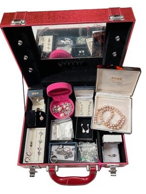 Lot 293 - Jewellery box containing silver gem set earrings, rings, pendants etc and a cultured pearl necklace