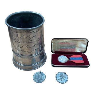 Lot 5104 - Imperial service medal, together with old commemorative medals and a 19th century pewter tavern tankard