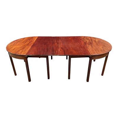 Lot 1482 - George III mahogany dining table