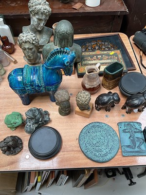 Lot 5089 - Sundry items, including museum copies of Ancient Greek antiquities, Russian lacquer box, etc