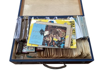 Lot 1181 - Wooden box containing cigarette cards and postcards