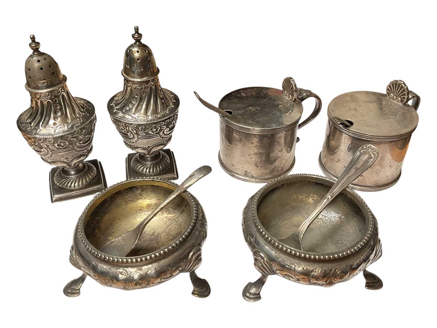 Lot 37 - Pair of Georgian style silver mustard pots, pair of Victorian silver salts and a pair of Victorian silver pepperettes