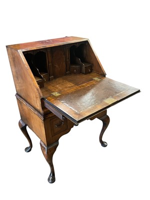 Lot 1516 - George I style bureau on stand
