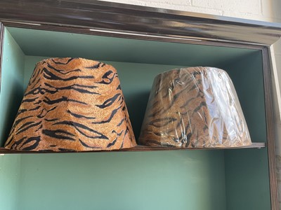 Lot 5199 - Two stylish tiger skin finish lamp shades