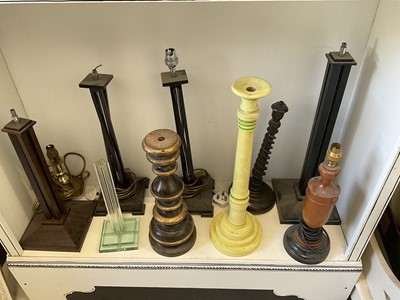 Lot 5226 - Large collection of table lamps