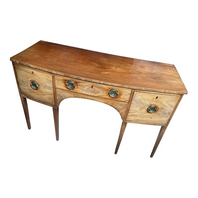 Lot 5303 - George III mahogany bowfront sideboard