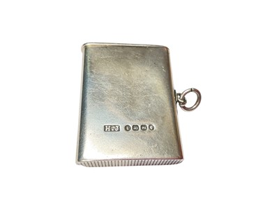 Lot 7 - Victorian silver vesta case with engraved bird and foliate decoration (Birmingham 1885), 4cm x 3cm