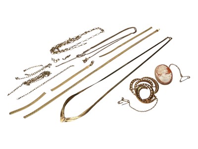 Lot 18 - 9ct gold mounted cameo brooch, one other 9ct gold brooch, 9ct gold necklace and a group of 9ct gold broken chains