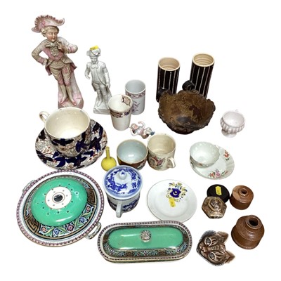 Lot 5054 - Group of ceramics, including an 18th century Worcester polychrome tea bowl and saucer, a Chinese Batavian export bowl, studio pottery, etc