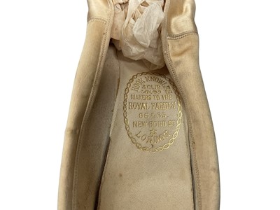 Lot 2500 - Exquisite 1882 wedding dress, cream satin silk with multi pleated trims, lace and tiny faux pearls to cuffs, hem and train. Front has boned bodice , ruched cream silk brocade panel with bow det...