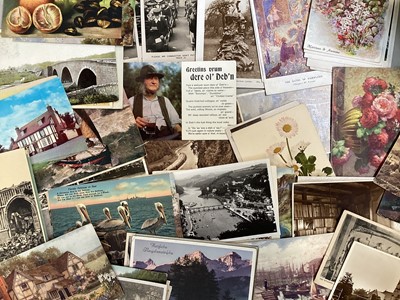 Lot 5089 - Large box of postcards, approx 400