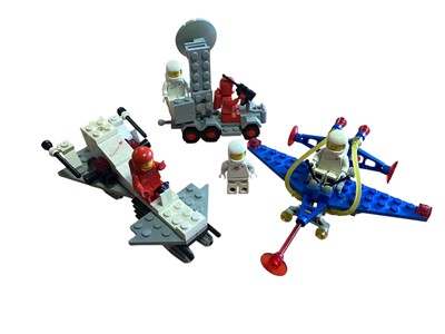 Lot 1816 - Lego Space related sets with mini figure astronaut including 6841, 680, 6821 & 6825, other space sets and other models 622, 6627, 6650, 6629 (1 box)