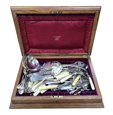 Lot 5106 - Group of silver plated cutlery in oak box