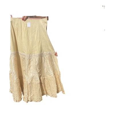 Lot 2507 - Dunhill Edwardian lady's motoring veil in brown silk with brown silk chiffon face covering also Edwardian lady's motoring petticoat with chamois leather and silk taffeta pin pleats, embroidered...
