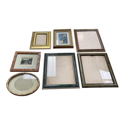 Lot 5129 - Collection of picture frames of various sizes