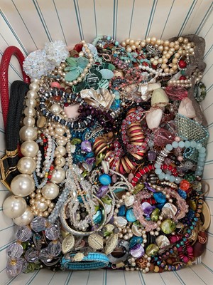 Lot 8 - Collection of various bead necklaces and bracelets