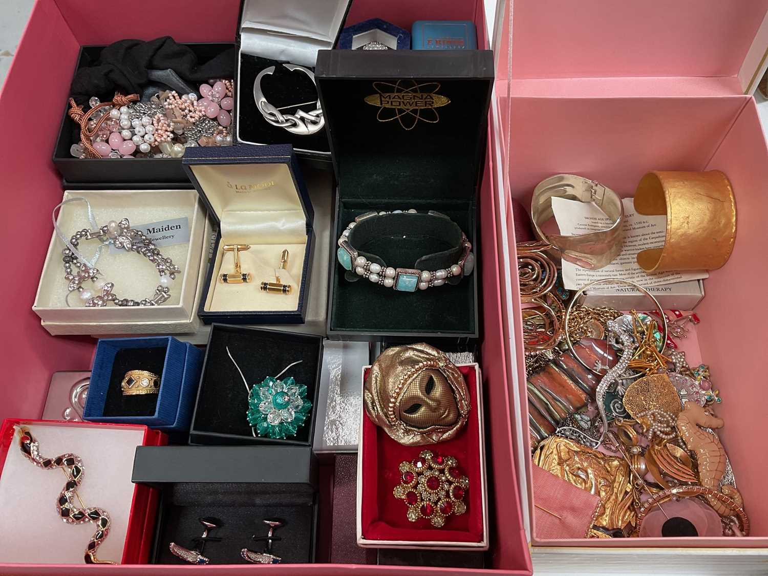 Lot 9 - Group of costume jewellery including gilt metal jewellery, brooches, various rings, Swarovski pendant necklace in box etc