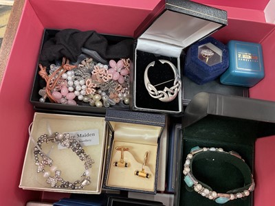 Lot 9 - Group of costume jewellery including gilt metal jewellery, brooches, various rings, Swarovski pendant necklace in box etc