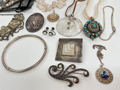 Lot 13 - Group of silver and white metal jewellery including amber pendants, other pendants, bangles, bracelets, brooches etc