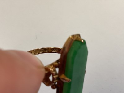 Lot 92 - Chinese yellow metal jade / green hardstone panel ring, stamped 14k, size L