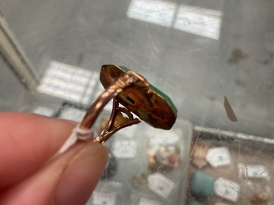 Lot 92 - Chinese yellow metal jade / green hardstone panel ring, stamped 14k, size L