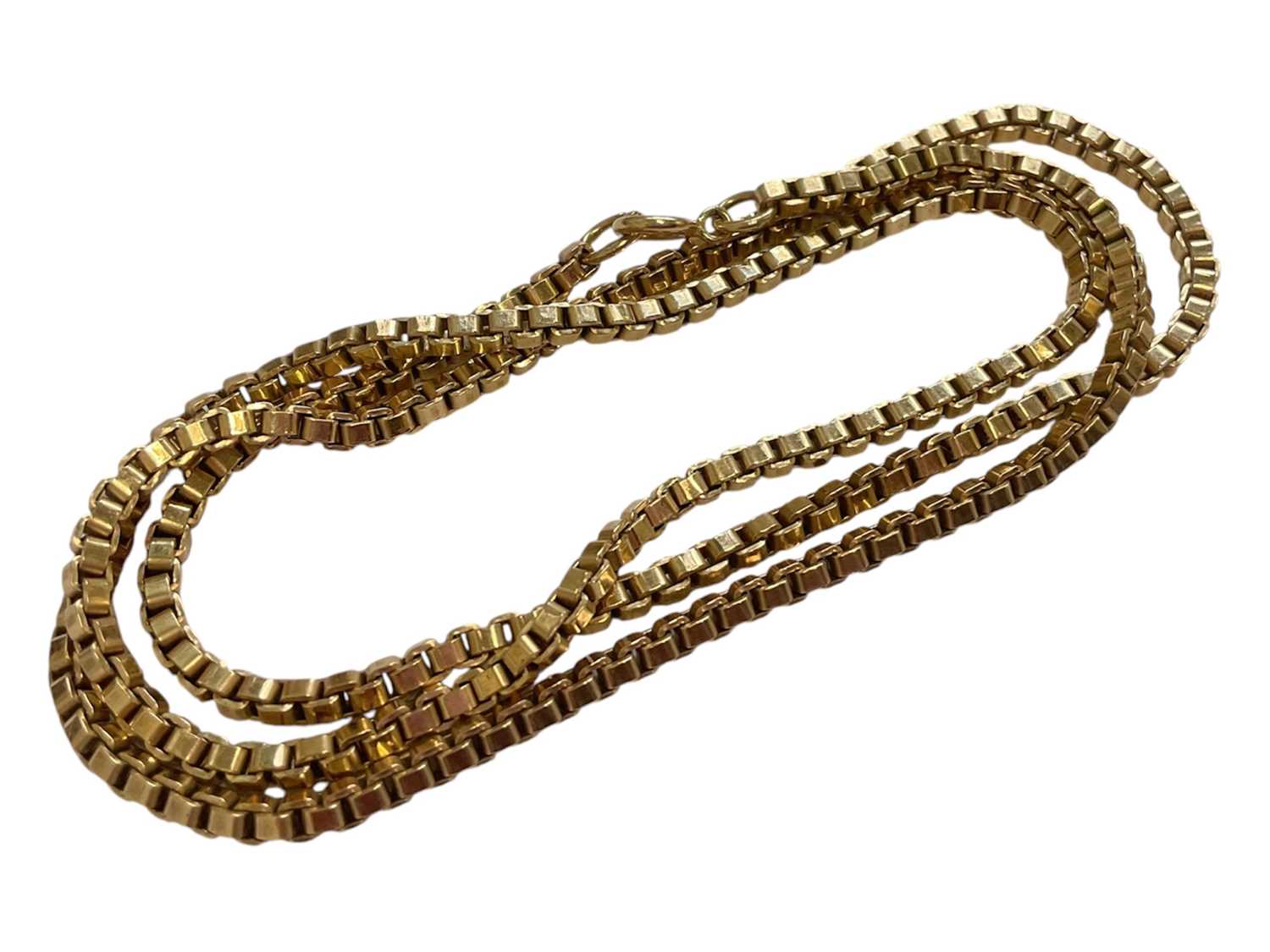 Lot 88 - 9ct gold box link chain, 56cm long
