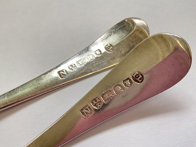 Lot 75 - Pair of Georgian silver tablespoons with engraved initials MH (Newcastle 1827)