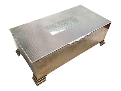 Lot 81 - 1940s silver cigarette box with engine tuned decoration and engraved presentation inscription to the hinged lid (London 1947), maker Mappin & Webb, 18.5cm x 10cm x 6cm overall