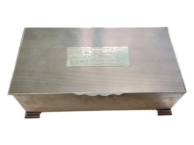 Lot 81 - 1940s silver cigarette box with engine tuned decoration and engraved presentation inscription to the hinged lid (London 1947), maker Mappin & Webb, 18.5cm x 10cm x 6cm overall