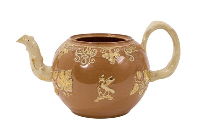 Lot 96 - Astbury-Whieldon teapot