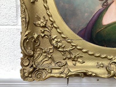Lot 5031 - Early 19th century oil on canvas in ornate gilt frame - portrait of a lady, tondo.