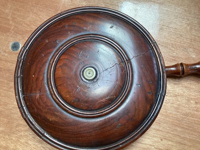 Lot 5046 - Georgian treen dish stand