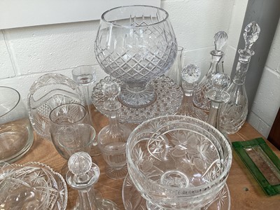 Lot 5003 - Group of glassware to include decanters etc