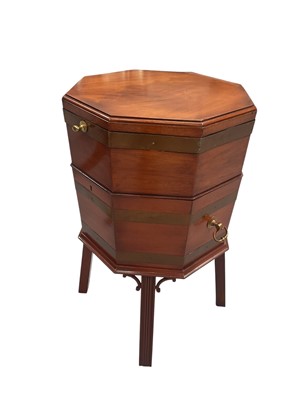 Lot 1441 - Georgian style mahogany cellarette with brass bands, on fluted legs