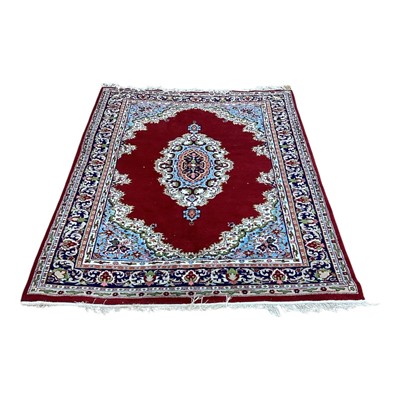 Lot 5316 - Eastern design rug, 272cm long x 183cm wide