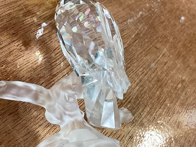 Lot 5051 - Swarovski kingfisher together with a Swarovski Parrot and a hummingbird