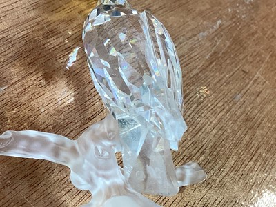 Lot 5051 - Swarovski kingfisher together with a Swarovski Parrot and a hummingbird
