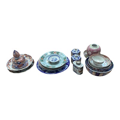 Lot 5070 - Collection of antique oriental porcelain to include Chinese Imari plates, Famille Vert tea caddy etc